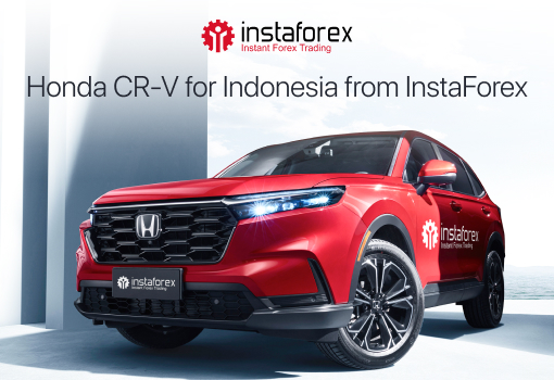 Who has become the happy owner of the elegant Honda CR-V crossover from InstaForex?