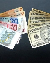 Рубль укрепил свои позиции к доллару и евро