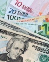 Доллар и евро продолжают снижение