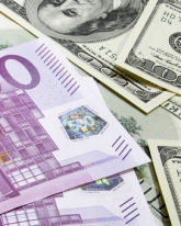 Доллар подешевел на 14 копеек