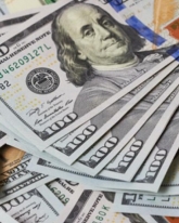 Доллар подорожал на 54 копейки в четверг
