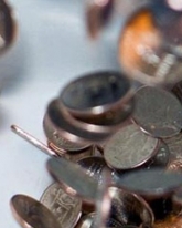 17 апреля доллар снижается на 4 копейки