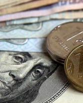 Доллар прибавил 5 копеек в пятницу, 12 мая