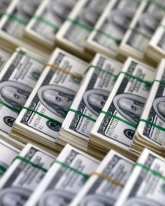 Стоимость доллара просела на 5 копеек