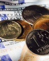 Доллар потерял еще 24 копейки