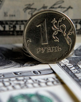 Российская валюта прибавляет больше 1 рубля во вторник