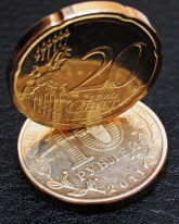 Доллар снизился на 54 копейки