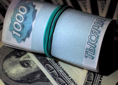 Доллар продолжает рост к рублю