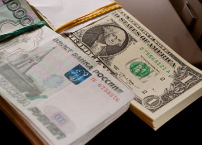 Рубль оглядывается на EURUSD и не знает, в какую сторону двигаться