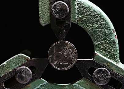 Рубль находится в смешанной динамике