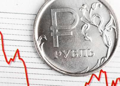 RUB попал под волну распродаж