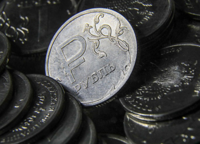 Рубль на волне противоречий: между равновесием и укреплением