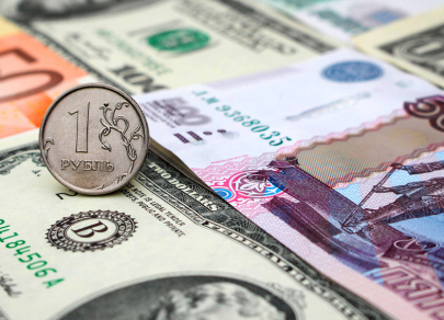 Доллар в мае снизится до 71 рубля