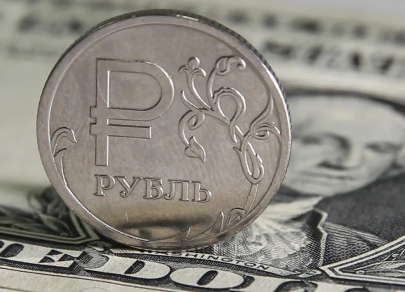 Геополитика может сильнее девальвировать рубль