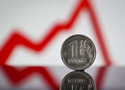 Аналитики вновь заговорили о падении рубля к 100. Как защитить капитал?