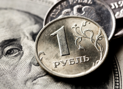 Хорошие новости, плохой курс: рубль идет против логики