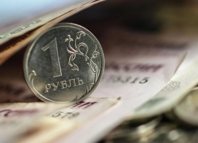 Почему рубль начал слабеть и чего ждать дальше