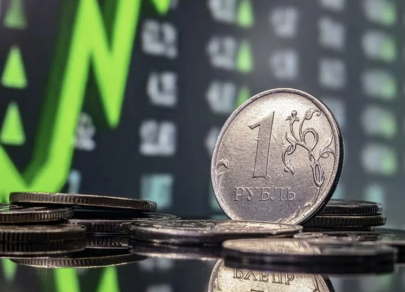 Курс на укрепление: как дорогая нефть и дивиденды поддержат рубль