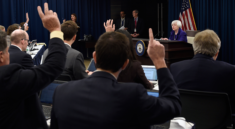 ФРС США планирует до конца года повысить ставку дважды