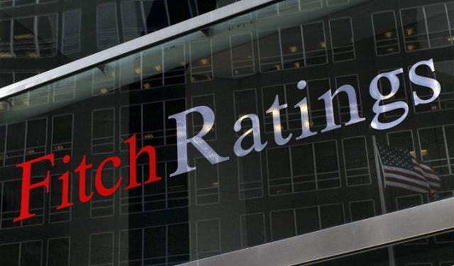 Fitch puede degradar la calificación de Estados Unidos 