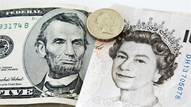 Фунт может вырасти до $1,38 в случае заключения сделки по Brexit