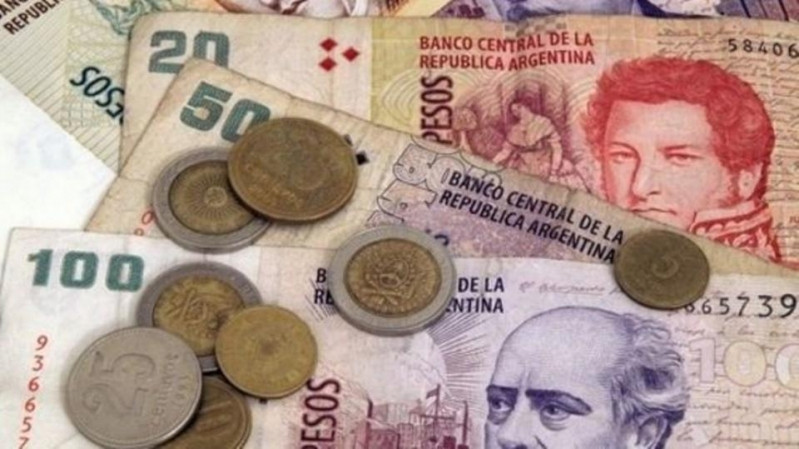В поисках дна: аргентинский песо теряет свои позиции