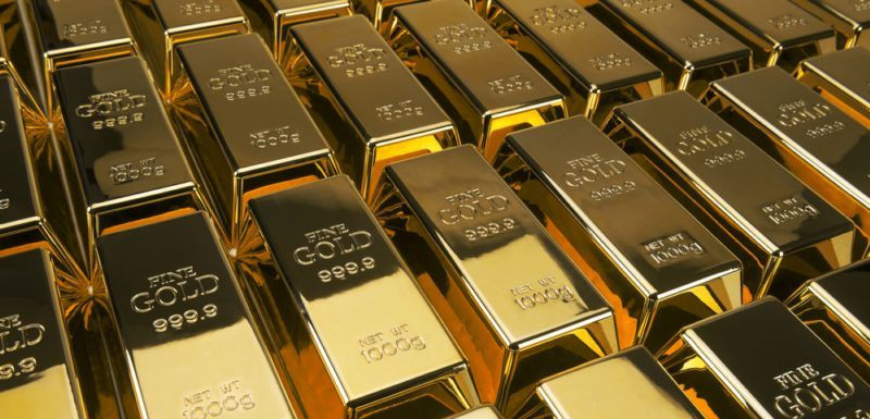 Золото уверено держится, несмотря на силу доллара