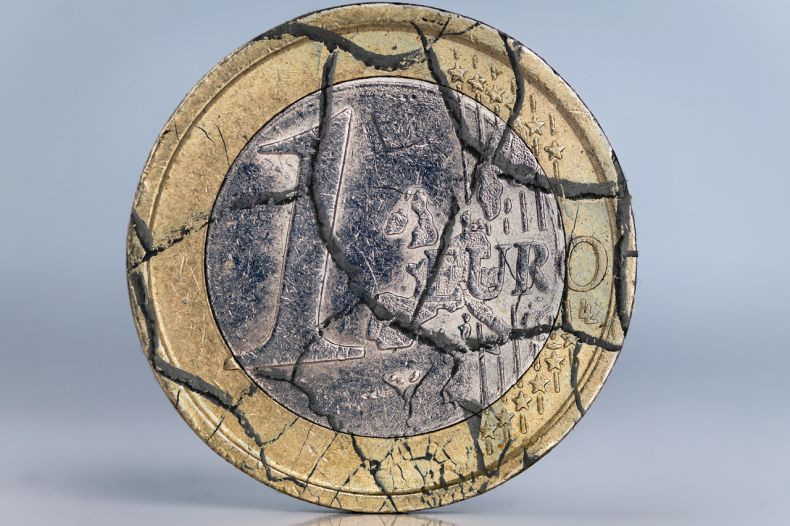 Евро предрекают мрачное будущее после ухода Драги