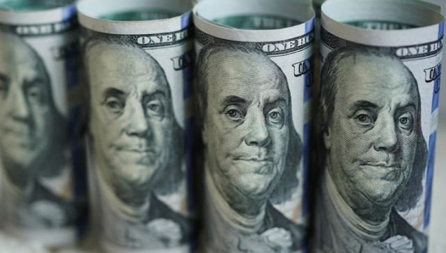 El dólar estadounidense amenaza a la economía global