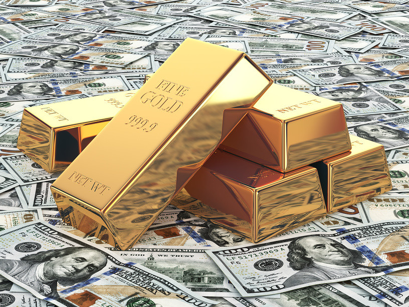 Повторение пройденного: золото вновь готово преодолеть $2000
