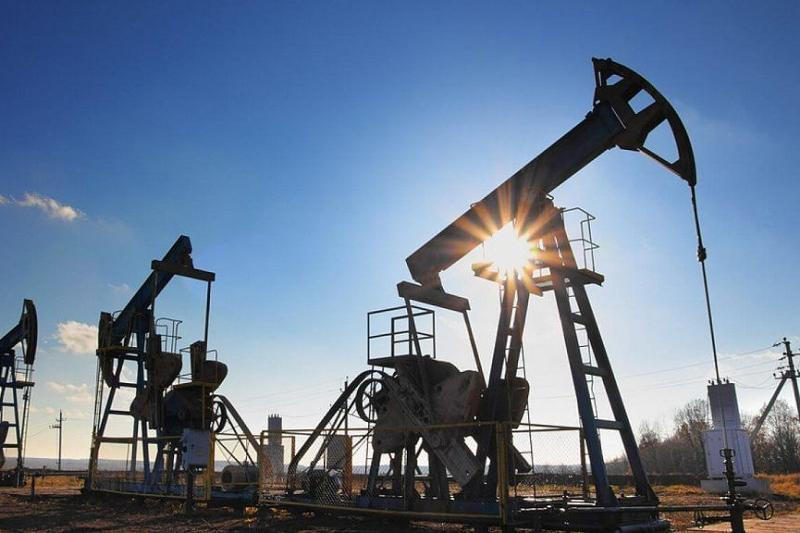 Ситуация постепенно налаживается: рынок нефти перешел к уверенному росту