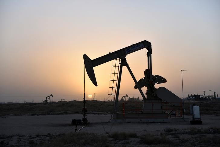 Нашлись точки для роста: нефть отыгрывает потери прошлой недели