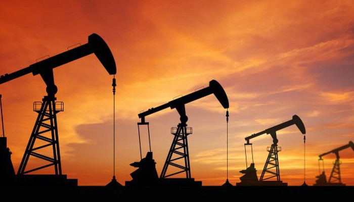 Нефть начала справляться с навалившимися проблемами
