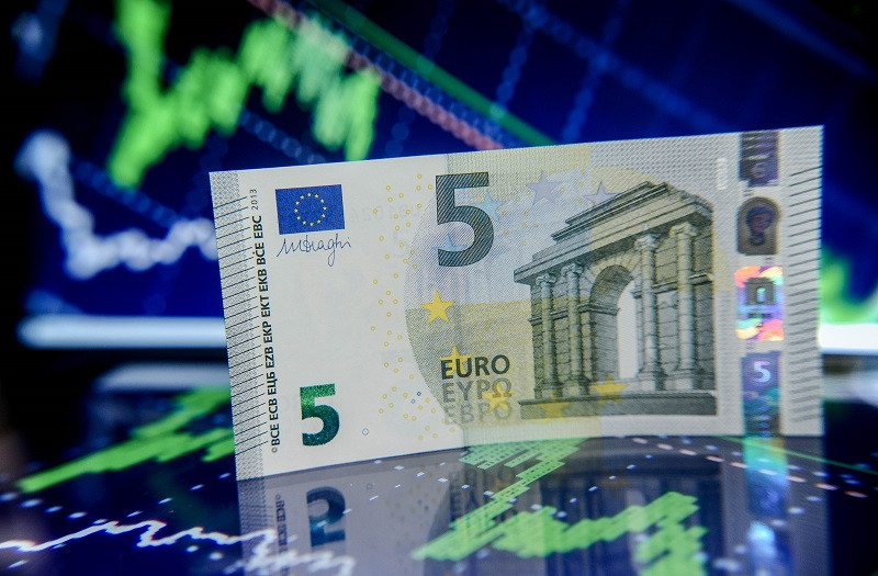 Заседание ЕЦБ может спровоцировать мощную коррекцию по евро