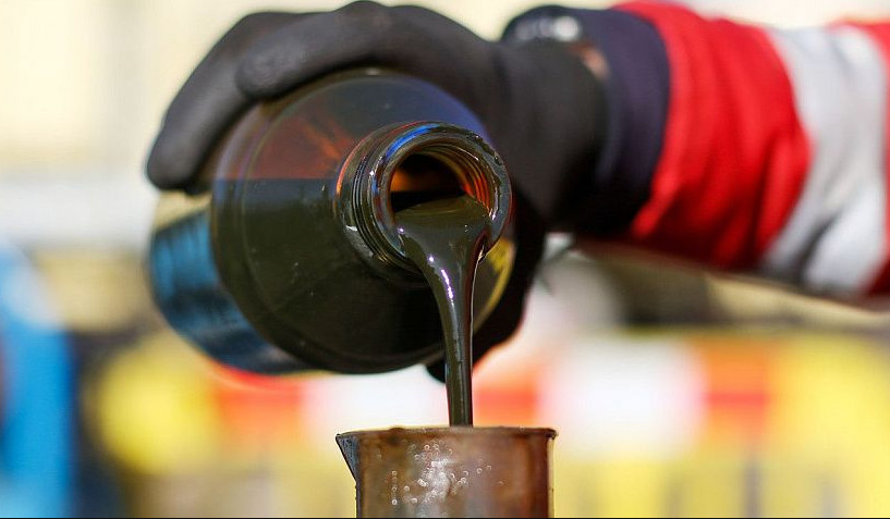 Рынок нефти рискует обвалиться в ближайшее время