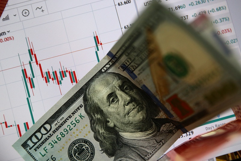 Доллар: тренд на снижение продолжится после технической коррекции