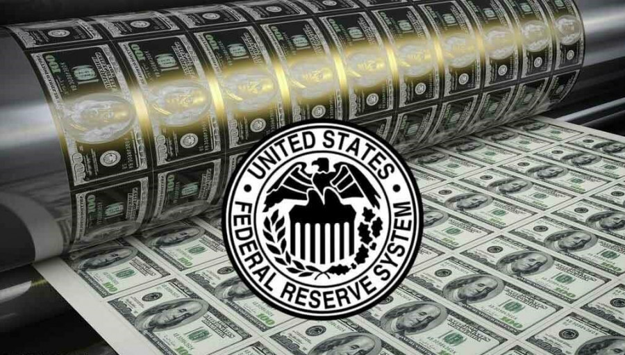 US dollar holds steady after Fed's meeting amid weak euro