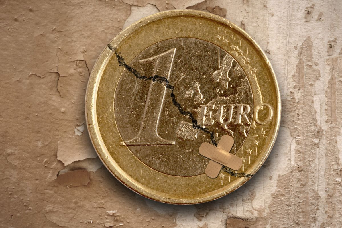 Евро: длительный даунтренд и свободное падение. Другого варианта доллар предложить не может