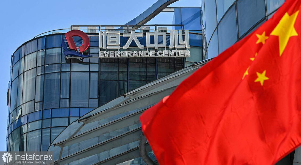 Началось: крупнейшему китайскому застройщику Evergrande присвоен дефолтный рейтинг