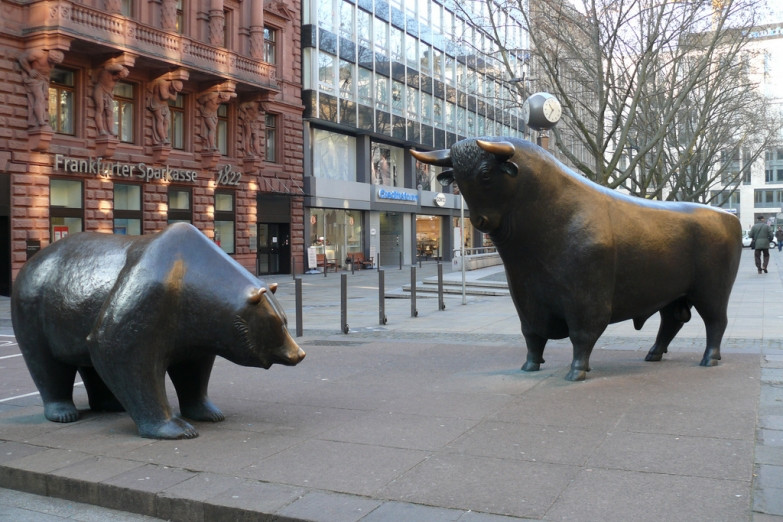 European stock exchanges are noticeably growing on risk sentiment
