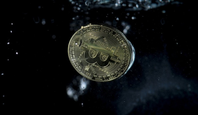  Un fin de semana infernal para el bitcoin: la caída por debajo de los 34.000 dólares y las aterradoras predicciones de los expertos