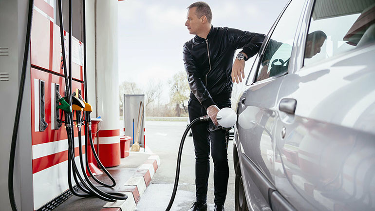 Цена газа в Европе падает на 15%, но европейцам пока не легче 