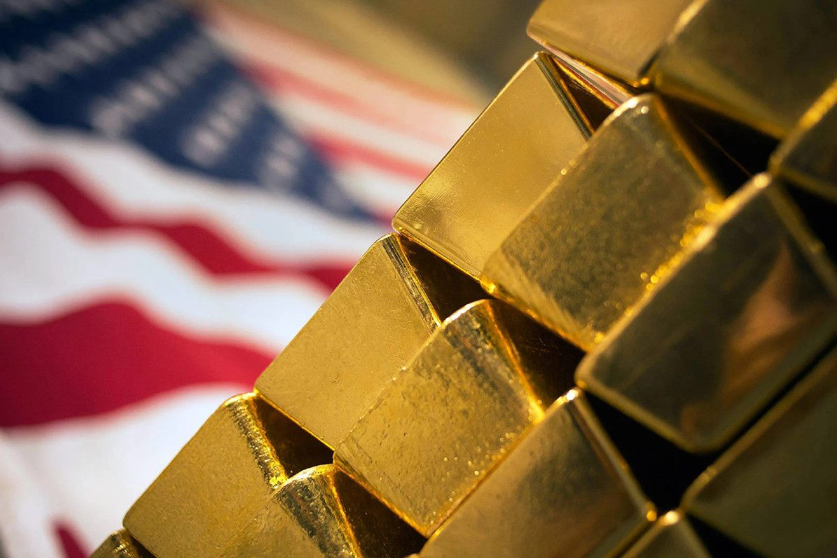 Золото выиграет от дальнейшего падения фондового рынка США 