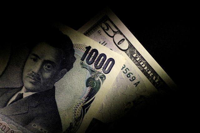Kenaikan mendadak franc dan kejatuhan besar yen