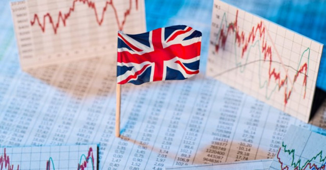 Икономиката на Обединеното кралство изпада в рецесия