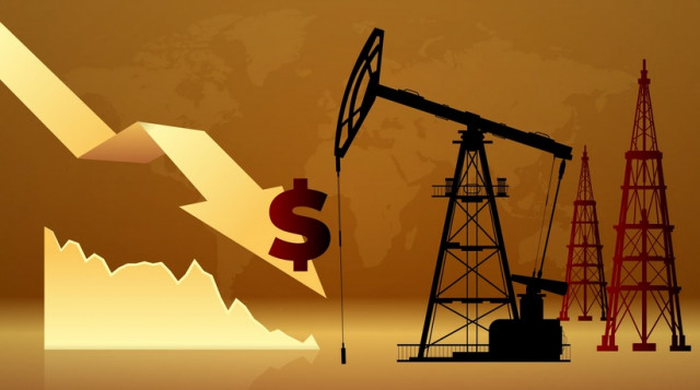 Ceny klesají navzdory klesajícím zásobám ropy