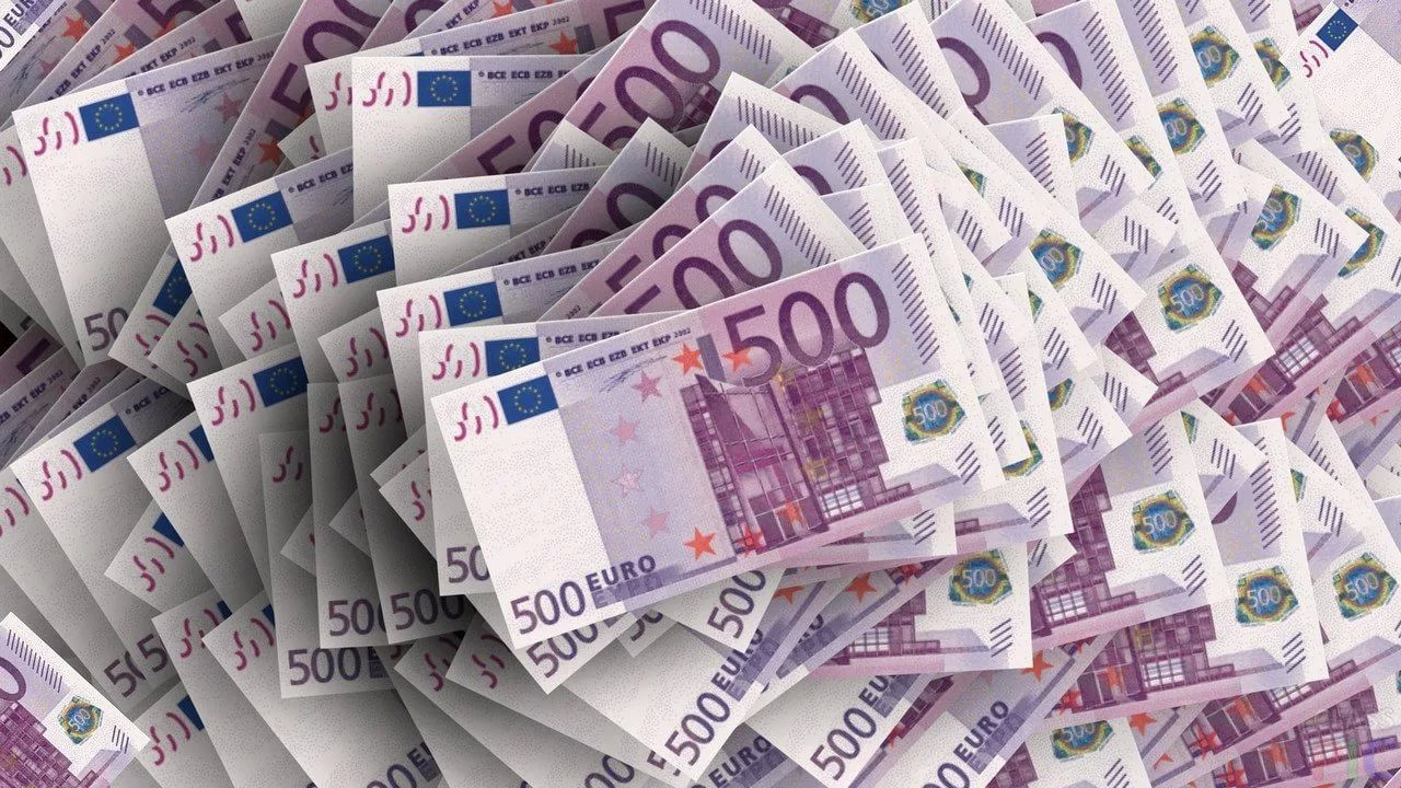 EUR/USD: Евро кружит в водовороте проблем. Нонфармы, река Рейн...