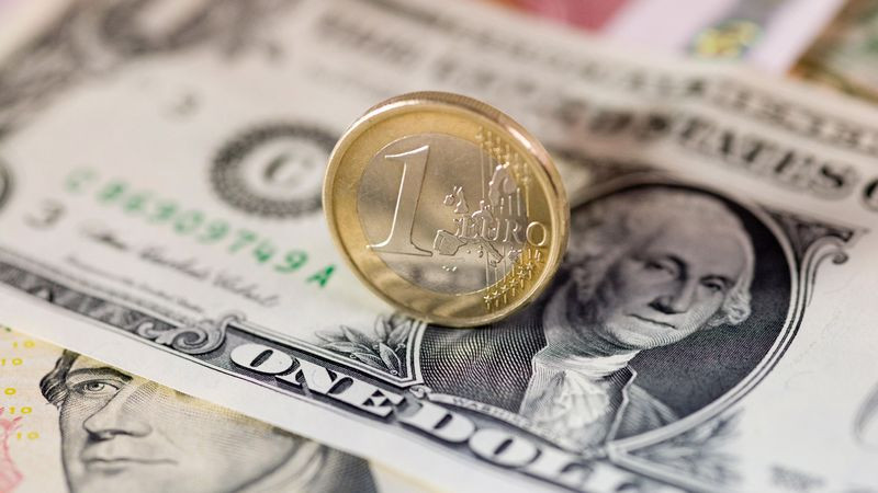 EUR/USD. Очевидное – невероятное: даже если Лагард укрепит евро, Пауэлл вызовет движение обратное