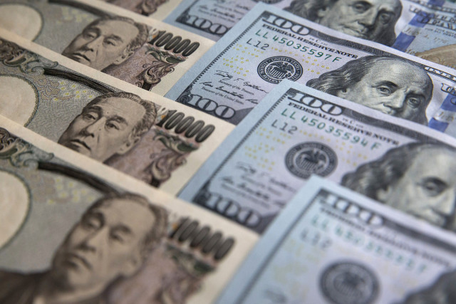 Wave your hand to the yen: the dollar is preparing to take off