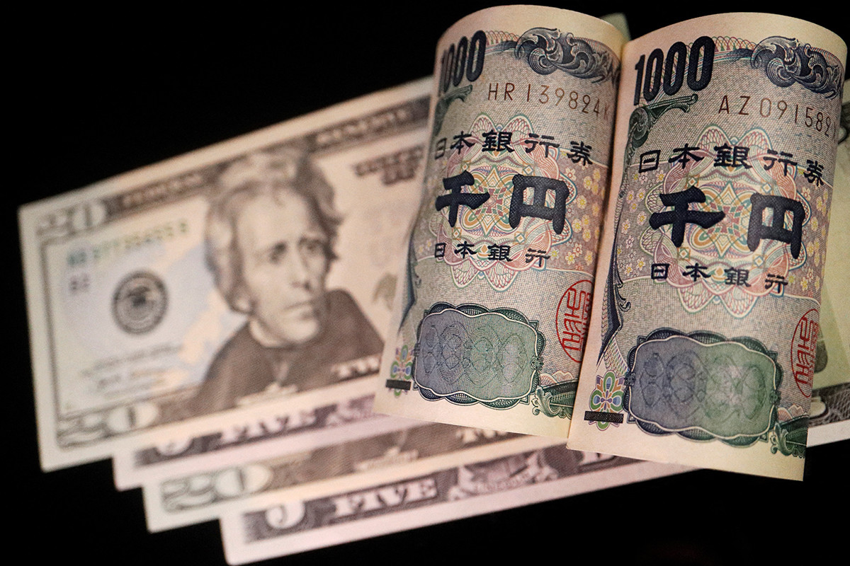 Доллар питает пустые надежды, иена полна оптимизма